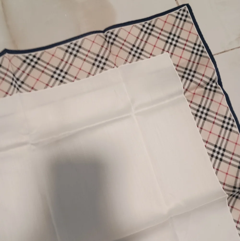 Burberry Cotton Handkerchief Check Light